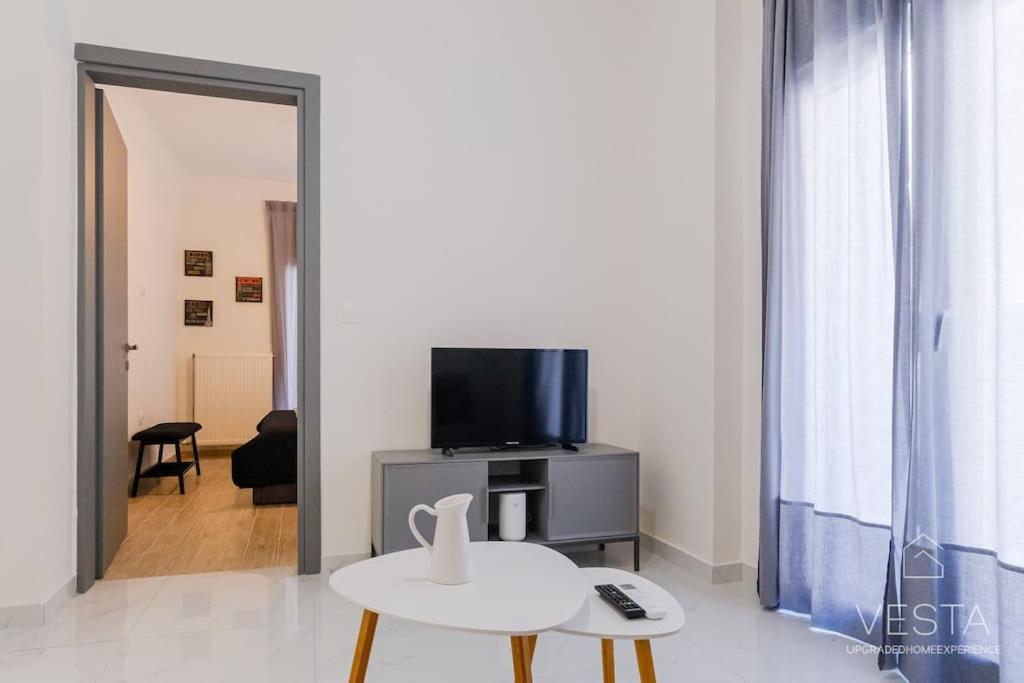 Theofilos Urban Apartment, Close To City Center Салоники Экстерьер фото